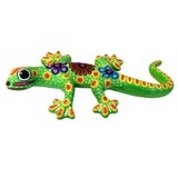 Wunderschöne Talavera Eidechse - Gecko aus handbemaltem Ton von indigenen Kunsthandwerkern aus Nayarit Farbe: limette, Schwanz rechts