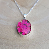 Kette mit ovalem Anhänger, Holunderblüte, Silberschmuck (.925er), 45cm, mit echter Blüte/Blume, Harz