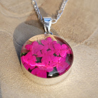 Kette mit rundem Anhänger, Holunderblüte, Silberschmuck (.925er), 45cm, mit echter Blüte/Blume, Harz